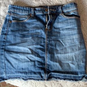 Denim skirt